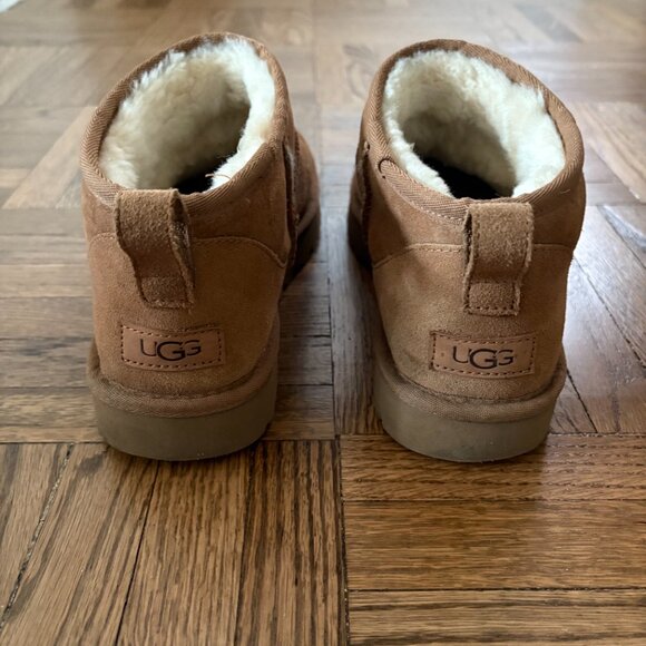 UGG Classic Ultra Mini Boots - Picture 7 of 8